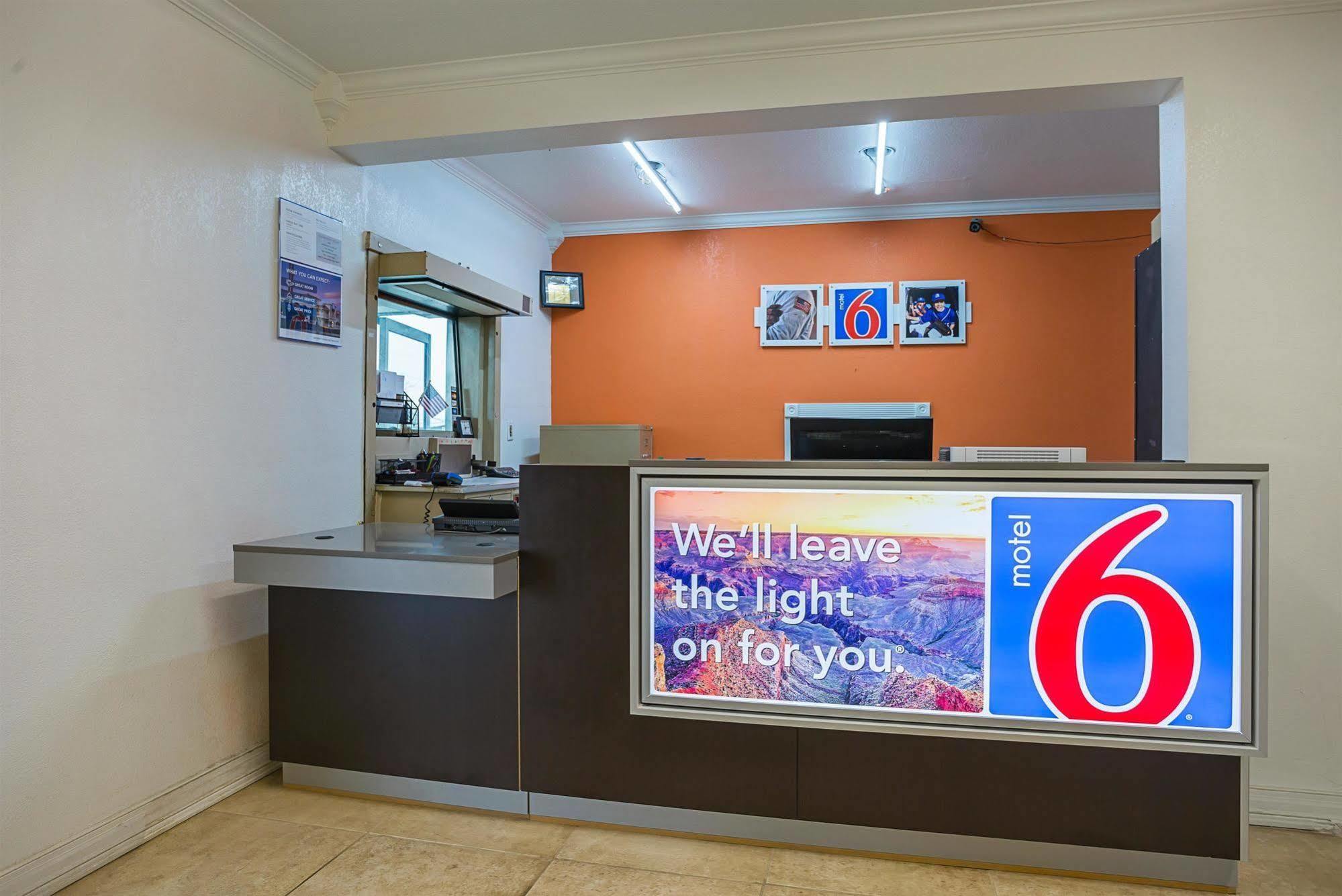 Motel 6-Brinkley, AR Dış mekan fotoğraf